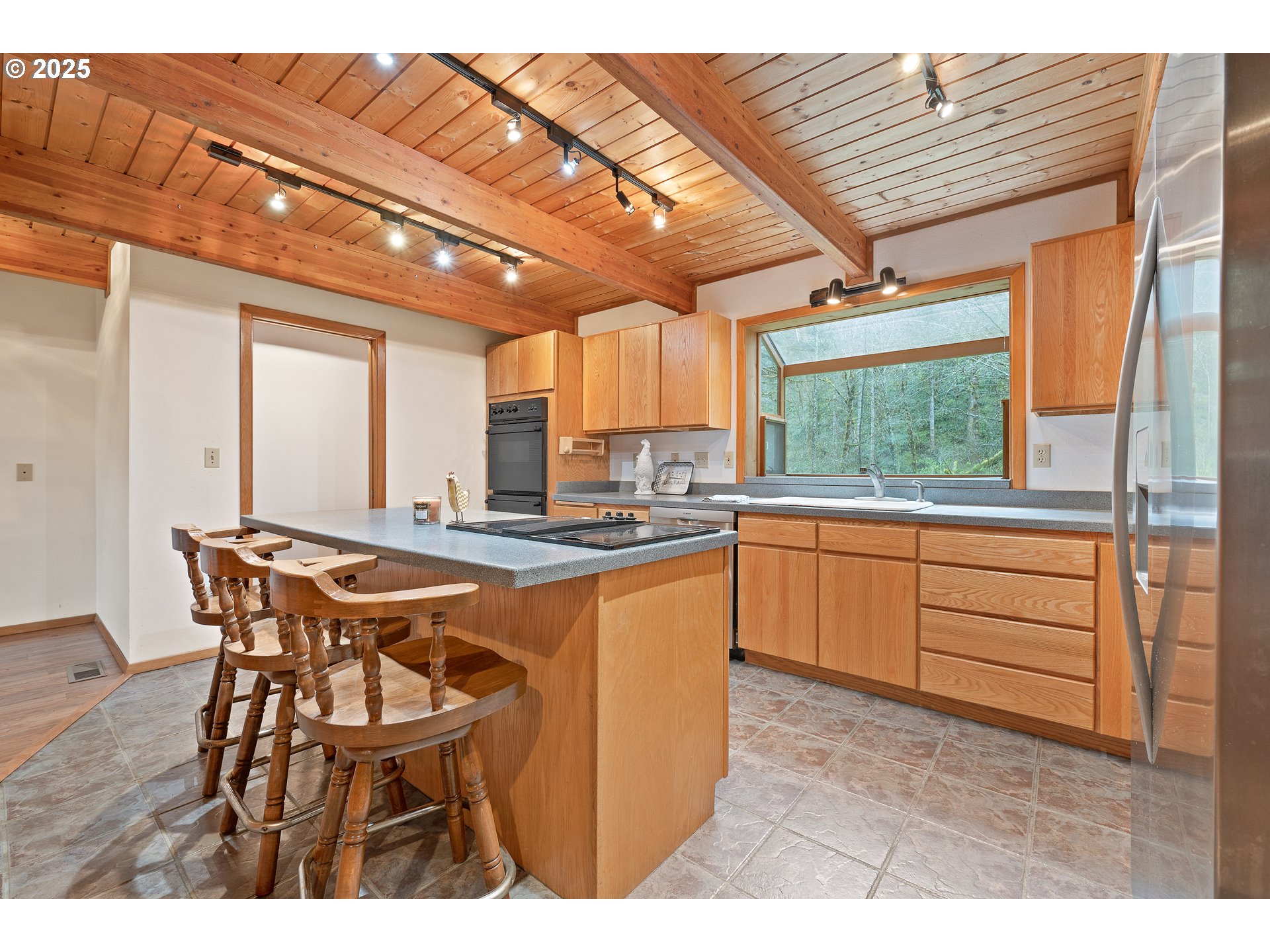 1261 Mathews Rd Property Photo 6