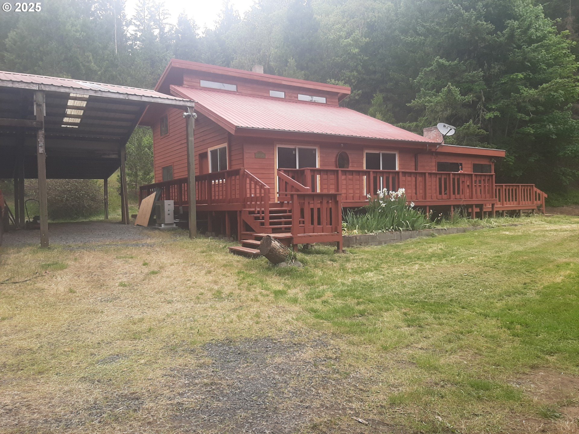 252 May Creek Rd Property Photo 1
