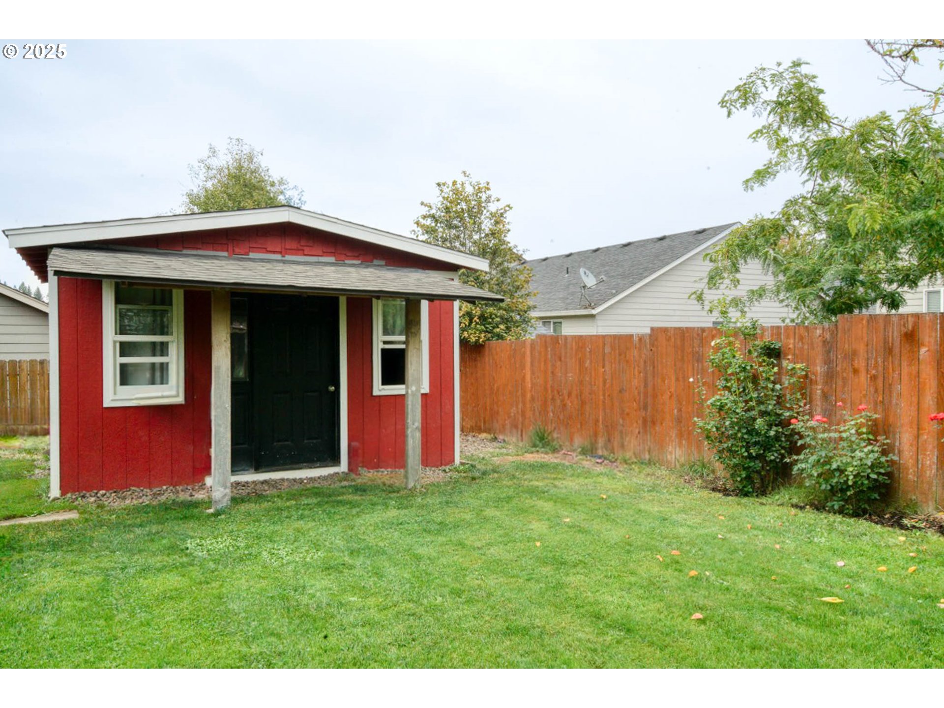 3228 Ne Daffodil Dr Property Photo 27
