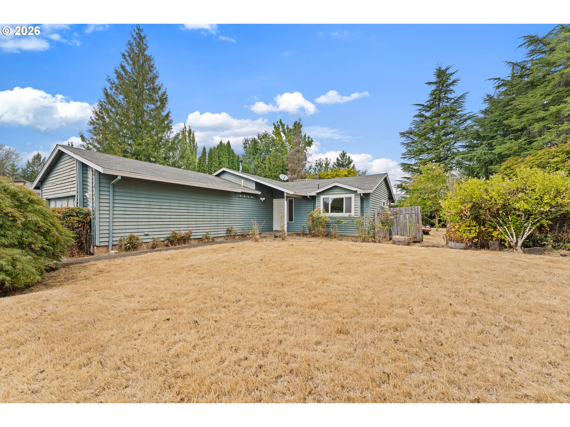 2460 S Dogwood St Property Photo 1