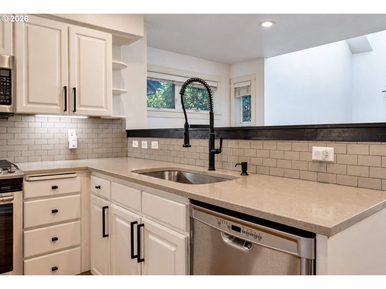 10260 Nw Alder Grove Ln Property Photo 8