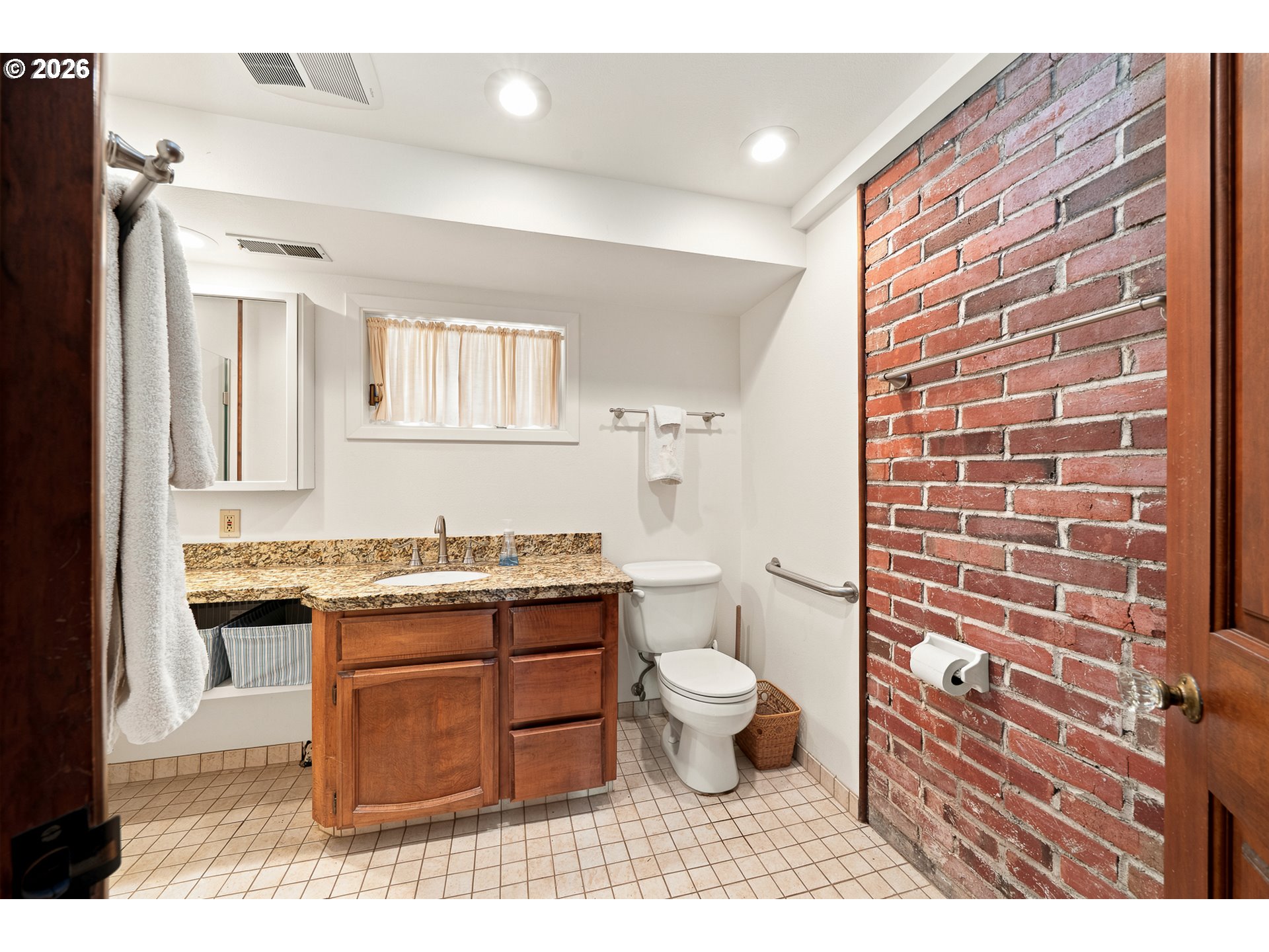 4131 Hemlock St Property Photo 32