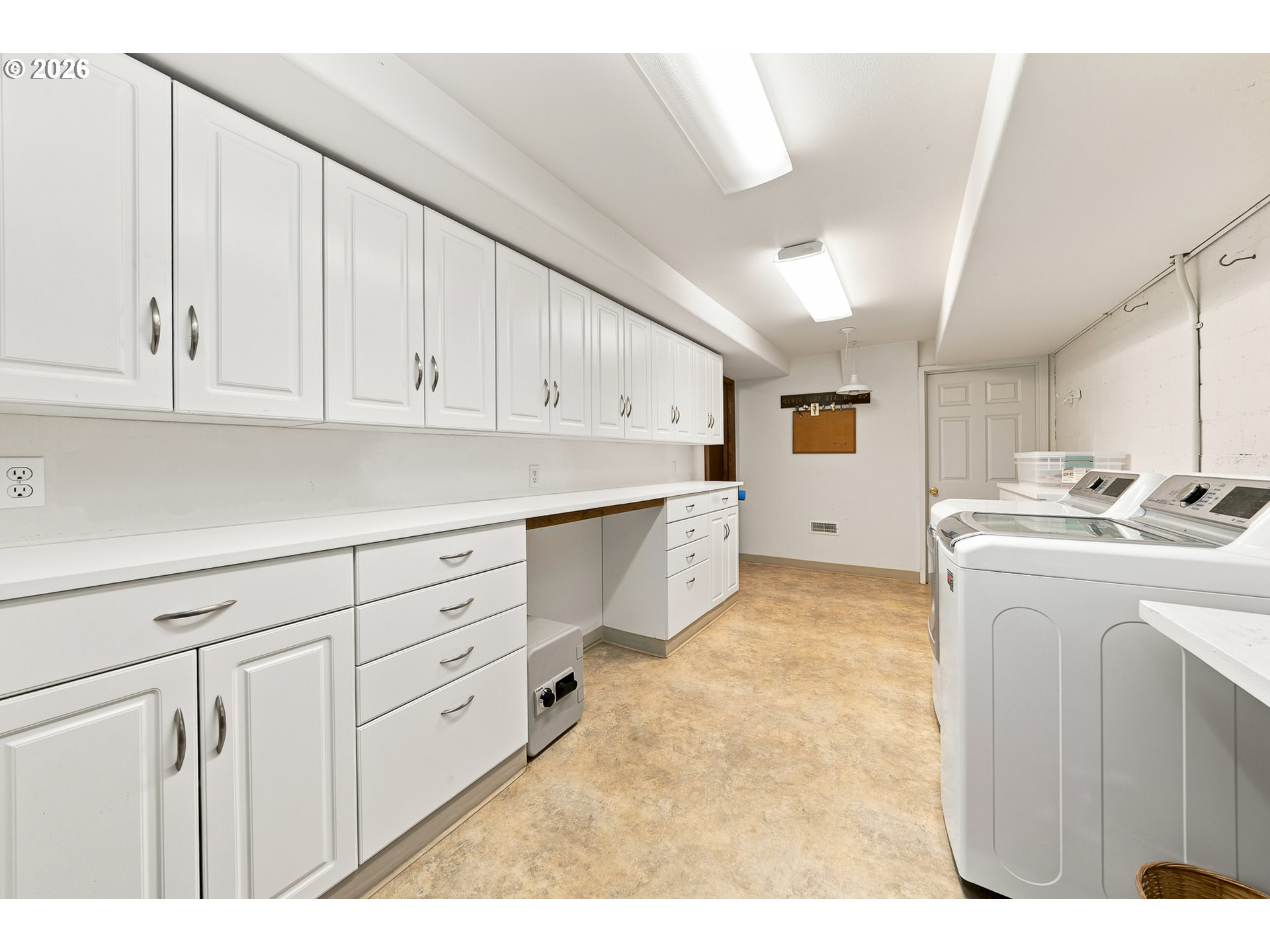 4131 Hemlock St Property Photo 36
