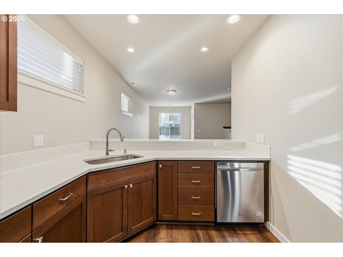 15515 Ne 108th Way Property Photo 6