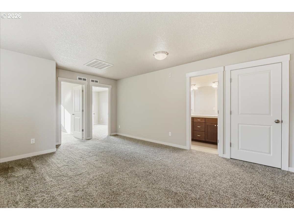 15515 Ne 108th Way Property Photo 15