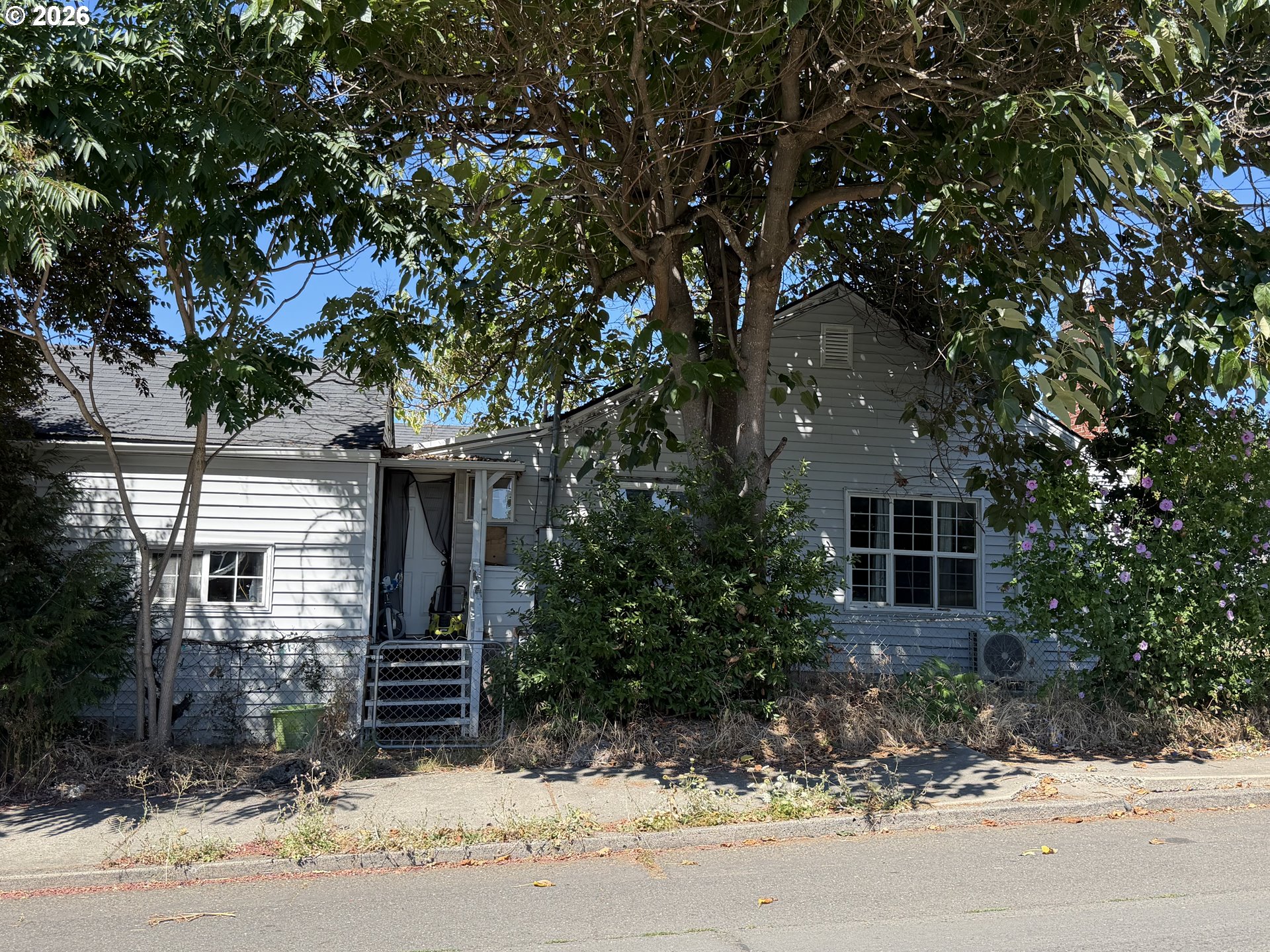 1470 Se Jackson St Property Photo 6