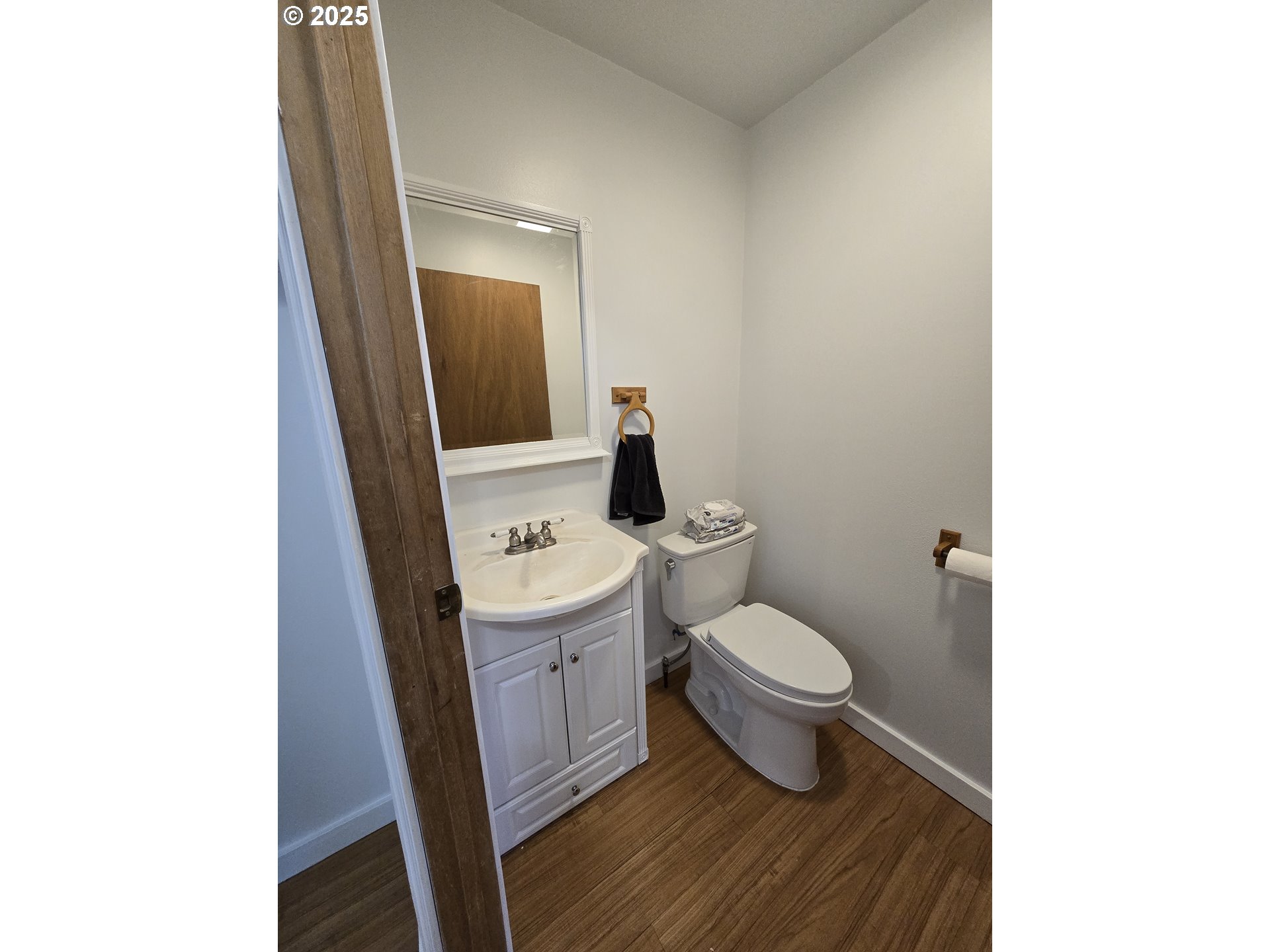 203 N Alder St Property Photo 15