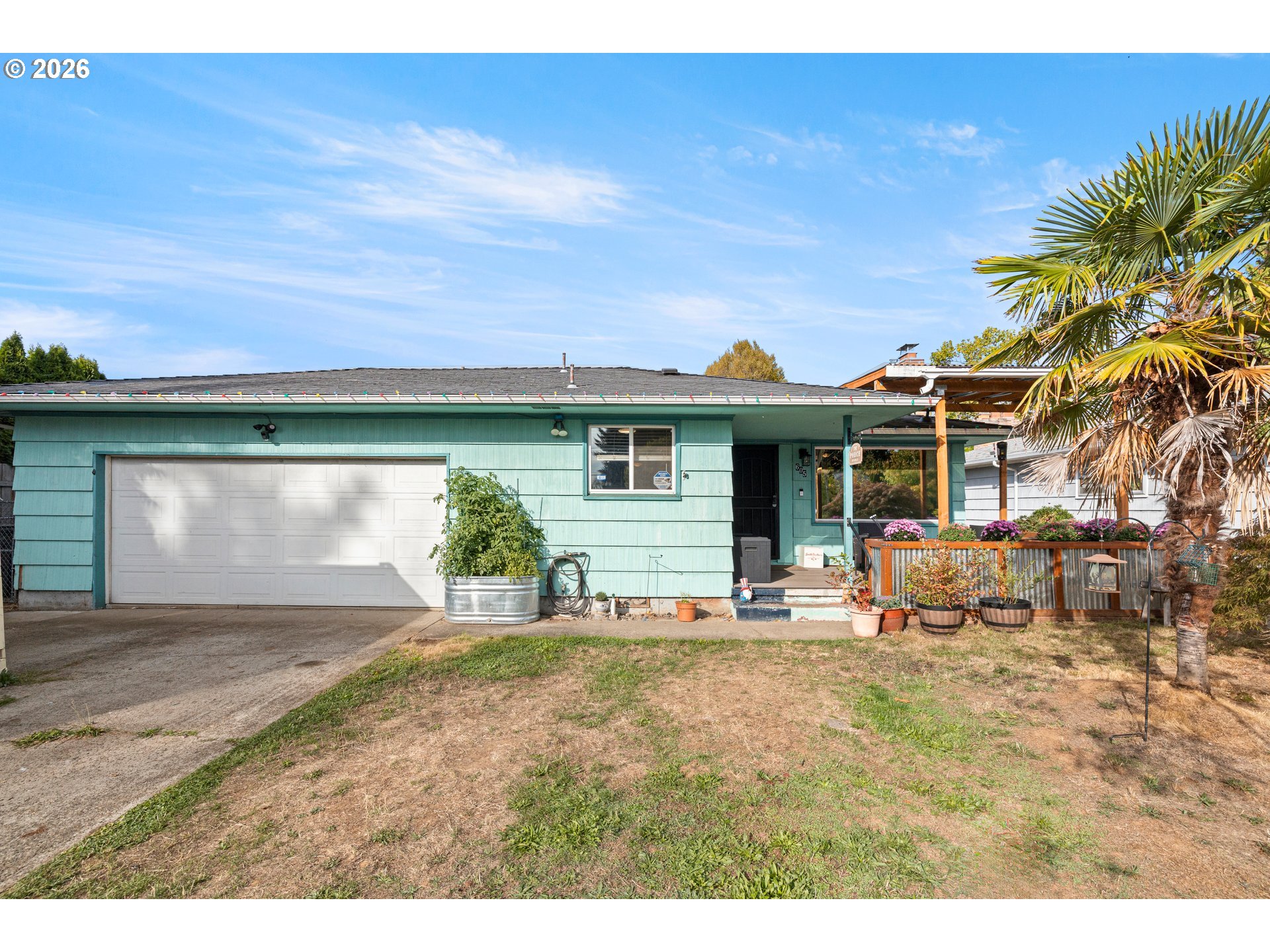 605 SE 166TH PL Property Photo 1
