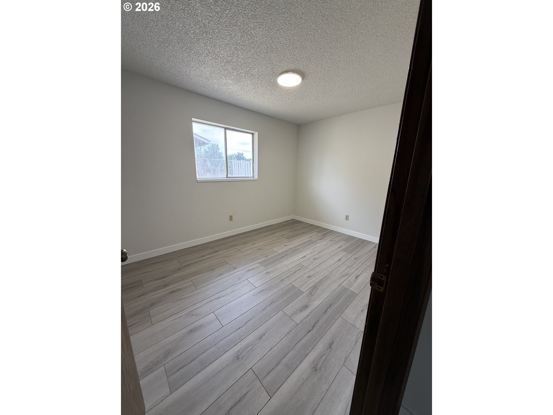 574 E Reeder Dr Property Photo 8