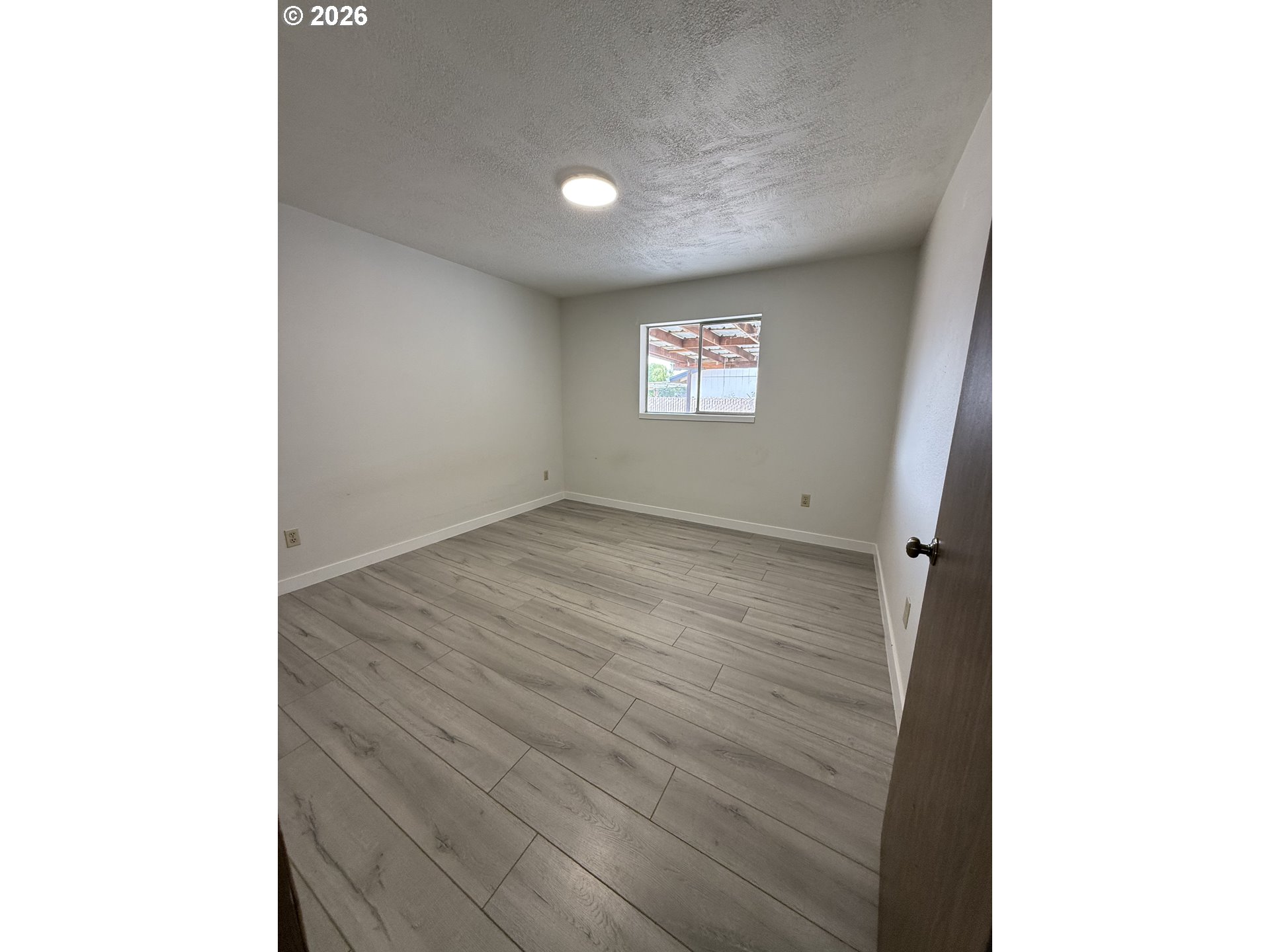 574 E Reeder Dr Property Photo 9