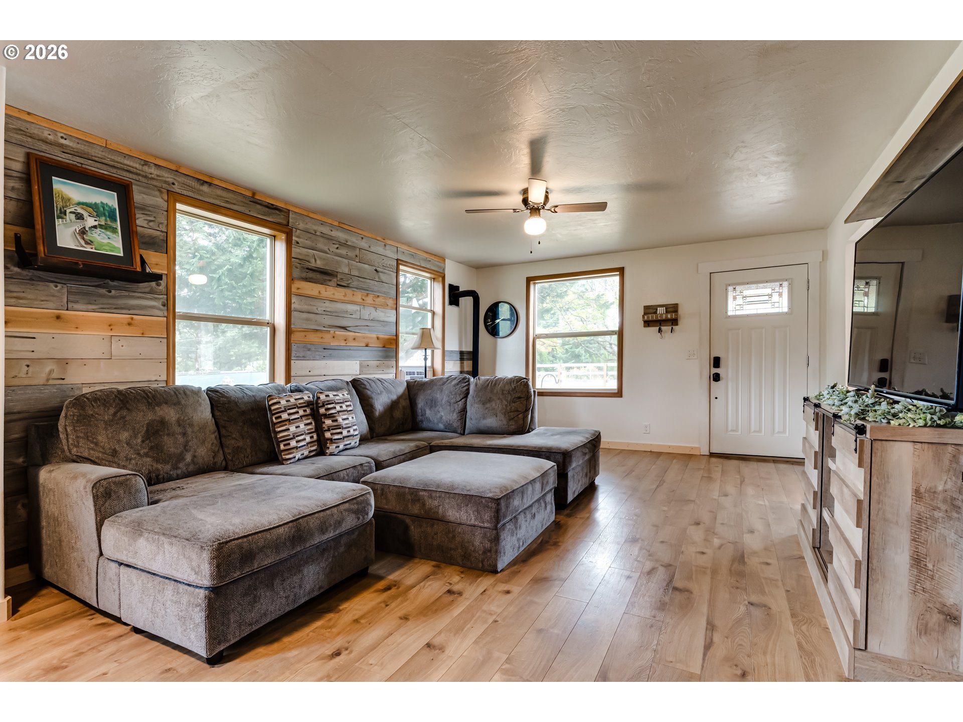 24723 Warthen Rd Property Photo 3
