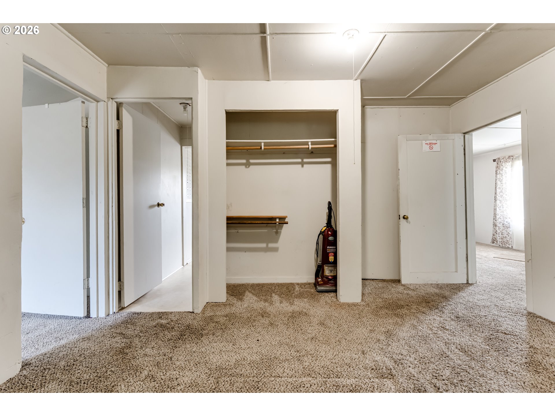 123 10th St Property Photo 17