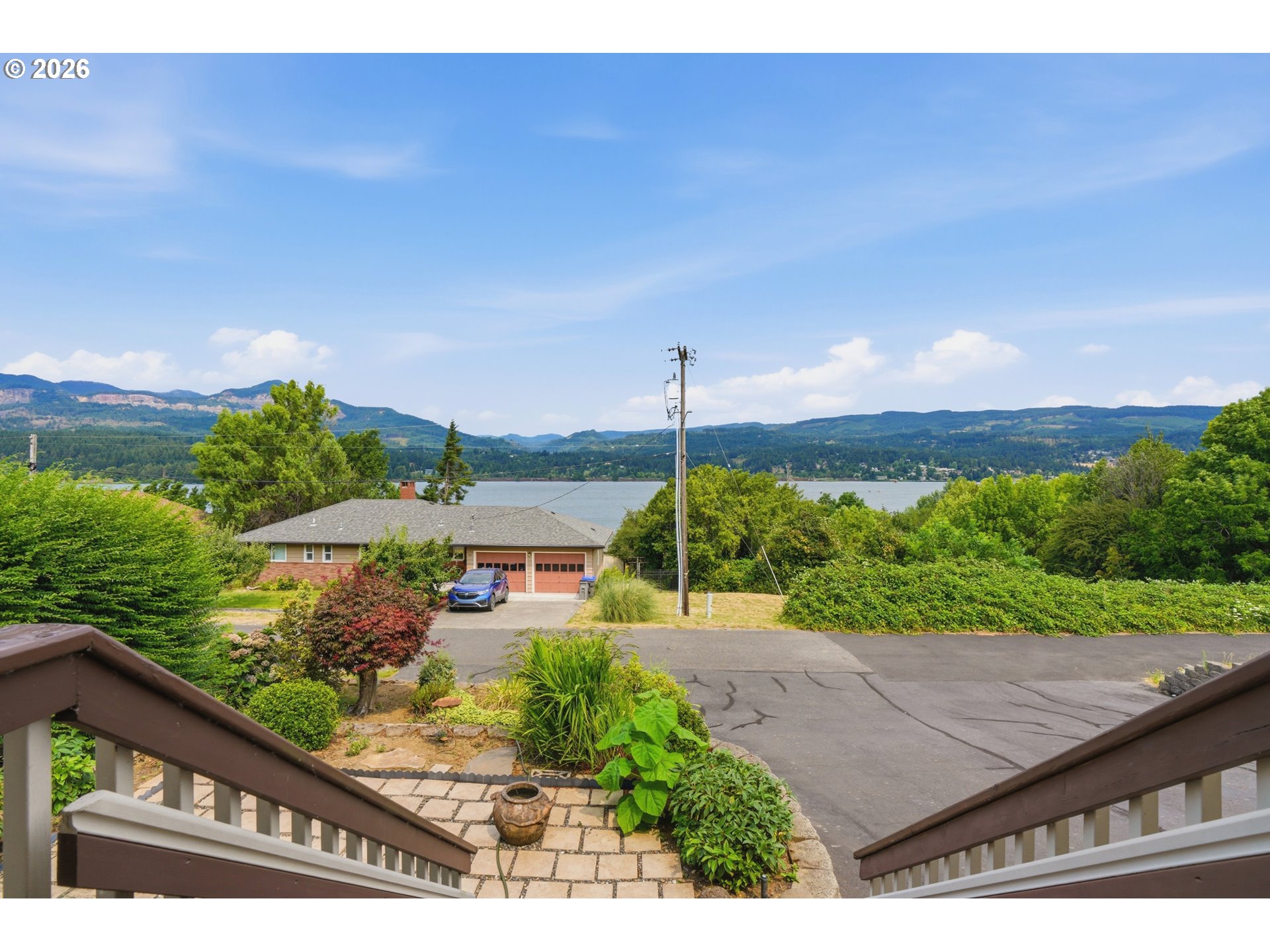 234 Ne Riverview Dr Property Photo 4