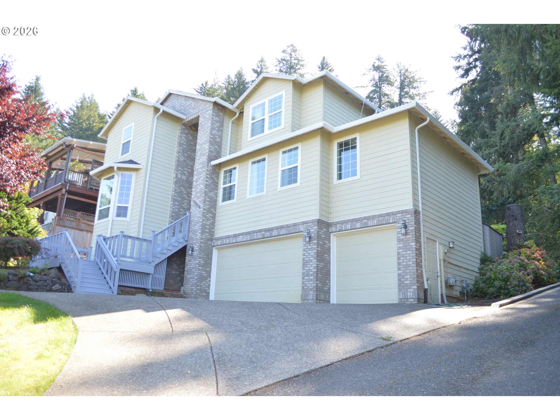 13610 Se Snowfire Dr Property Photo 1