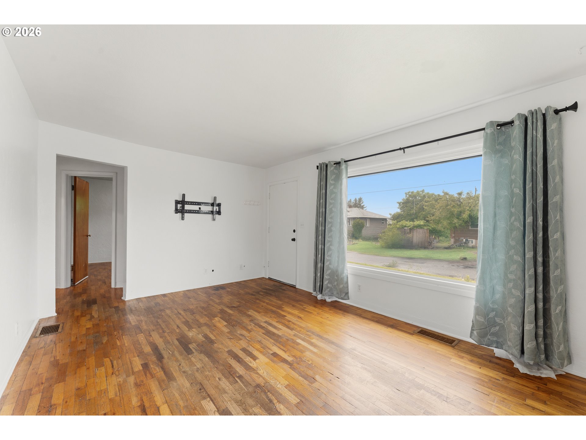 278 Draper St Ne Property Photo 7
