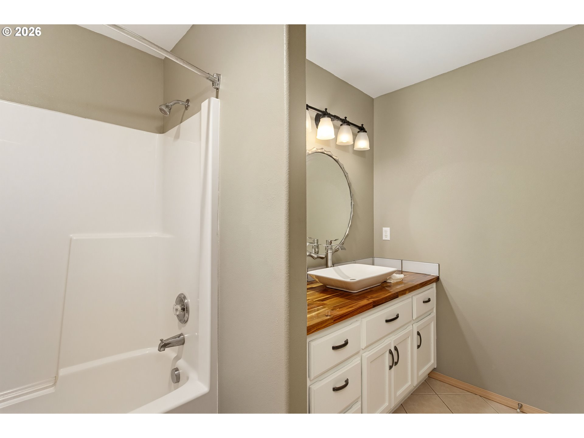 34602 Ne 49th Pl Property Photo 17