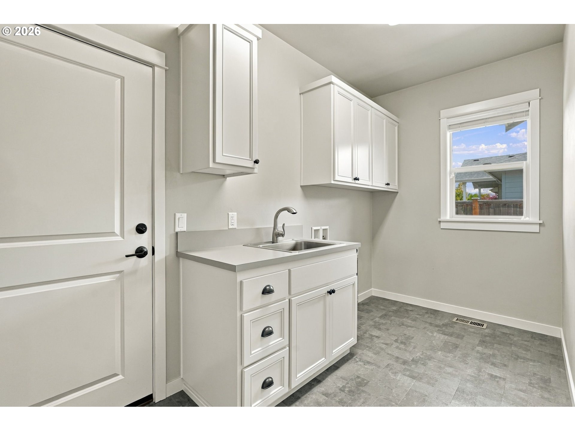 988 Hamilton St Property Photo 39