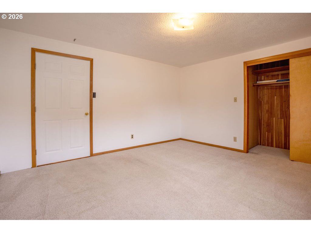 2209 42nd Ave Property Photo 13