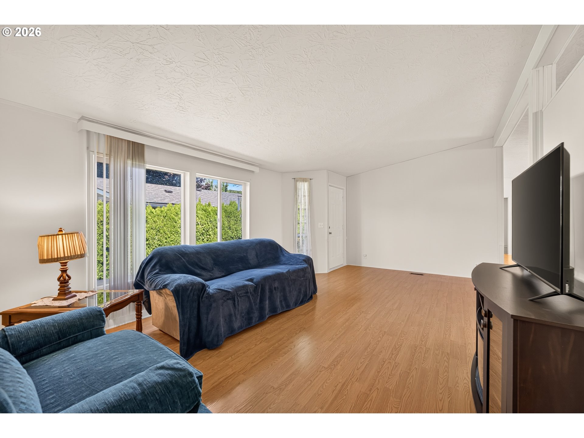 301 E Columbia 75 Property Photo 6