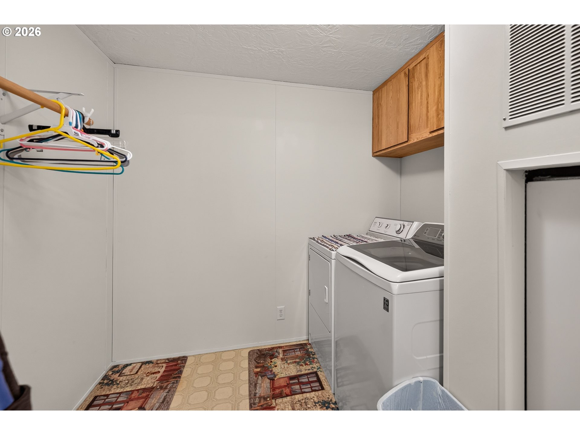 301 E Columbia 75 Property Photo 15