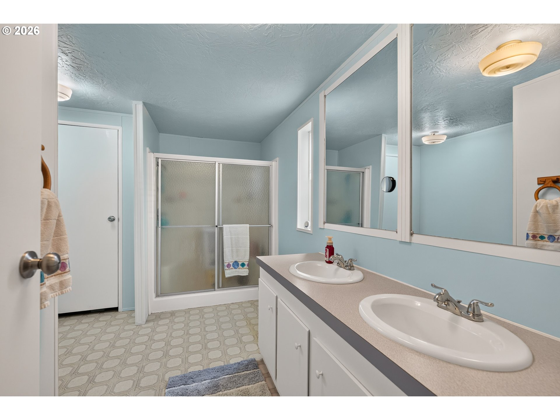 301 E Columbia 75 Property Photo 19