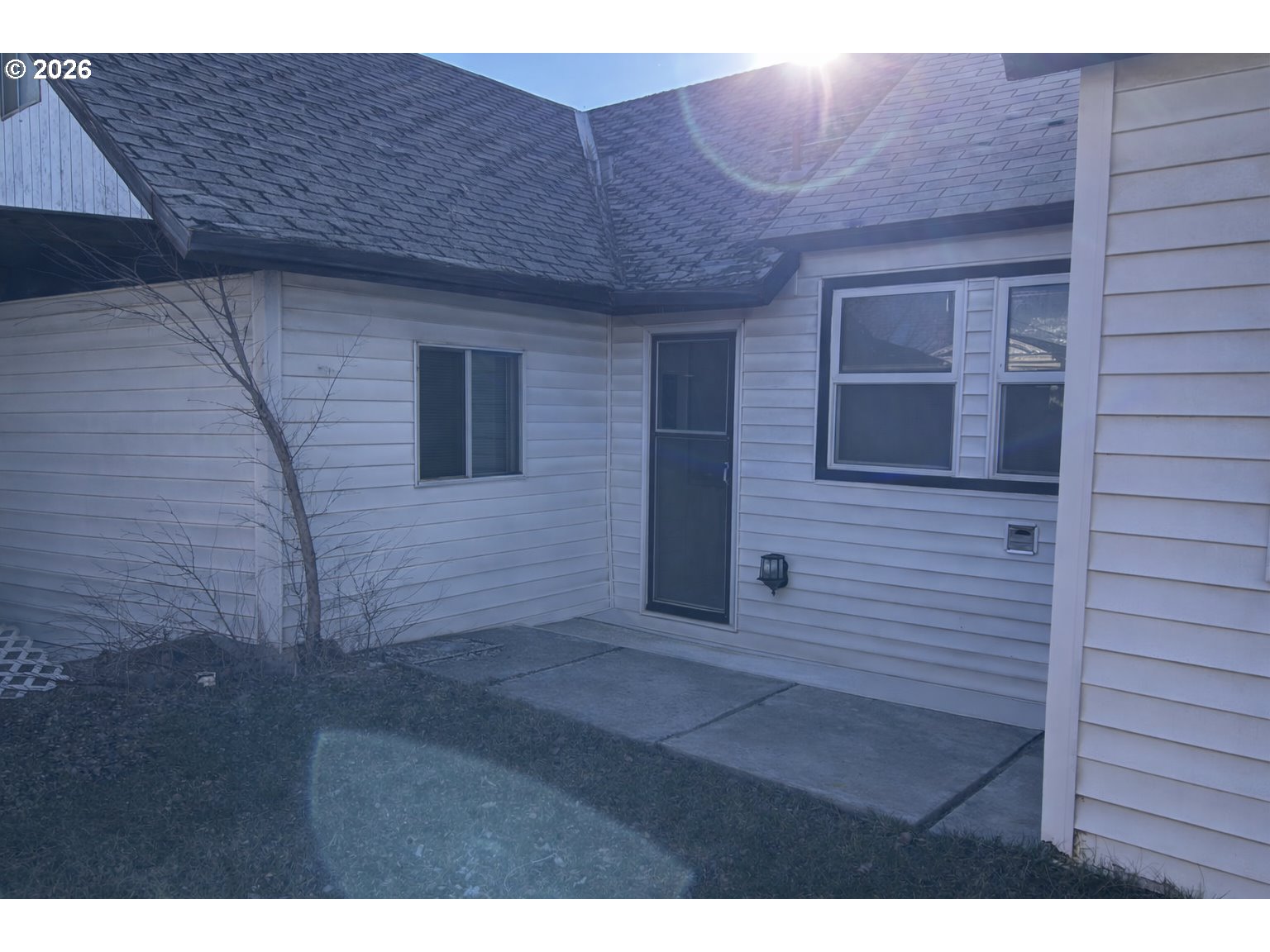 2249 Miller Ave Property Photo 4