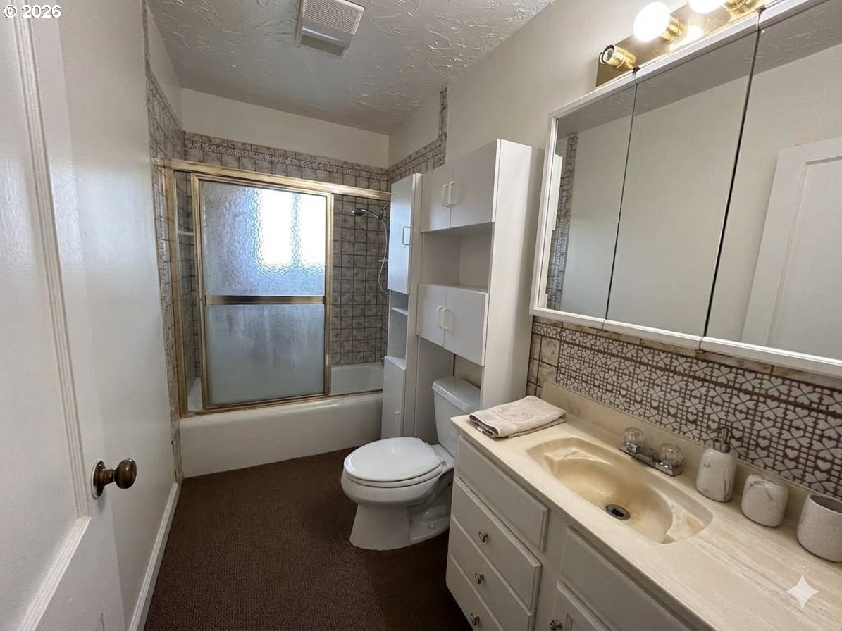 2249 Miller Ave Property Photo 12
