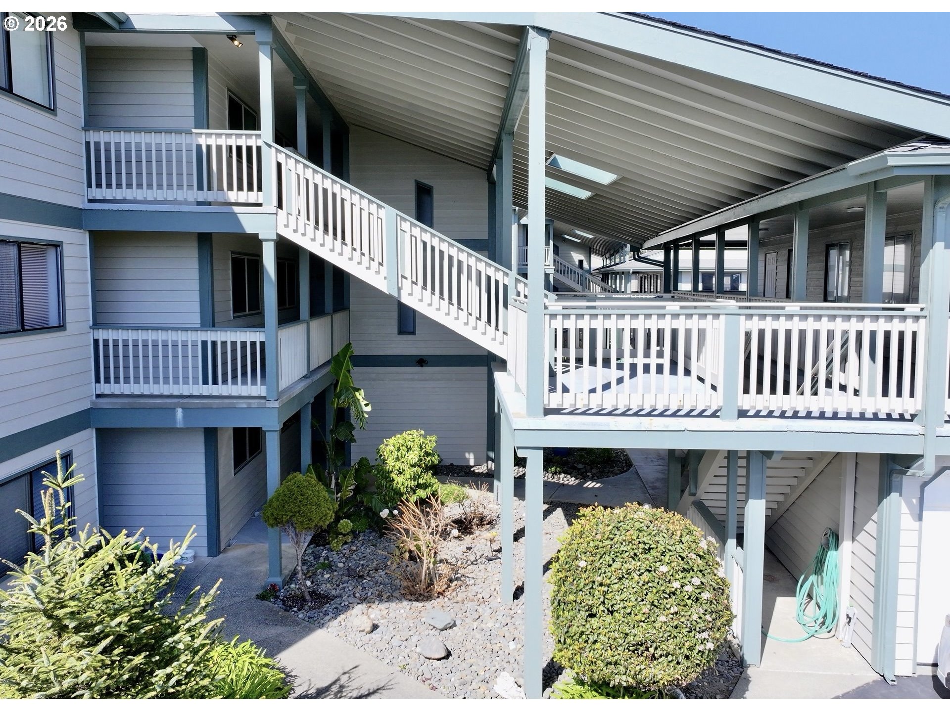 1303 Moore St 102 Property Photo 4