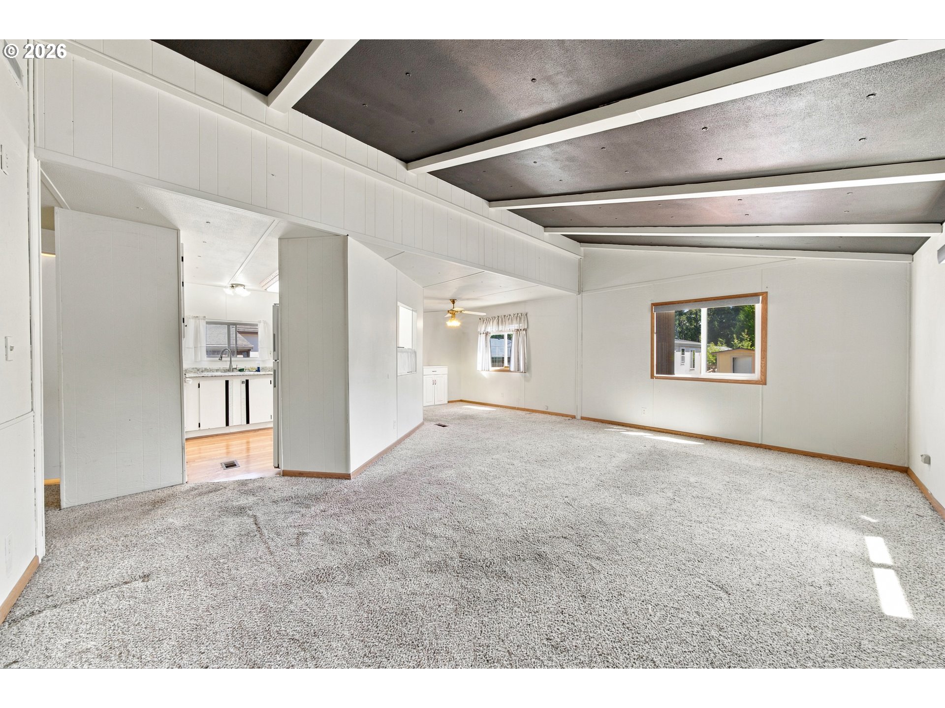 36455 Highway 101 22 Property Photo 9