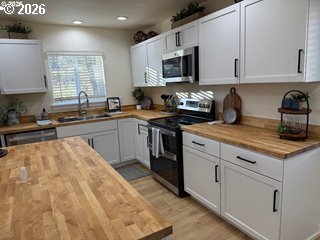 575 Cedar St Property Photo 7