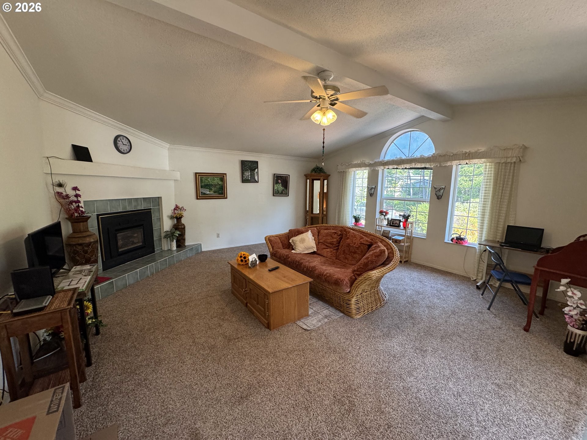 307 Manzanita Dr Property Photo 6