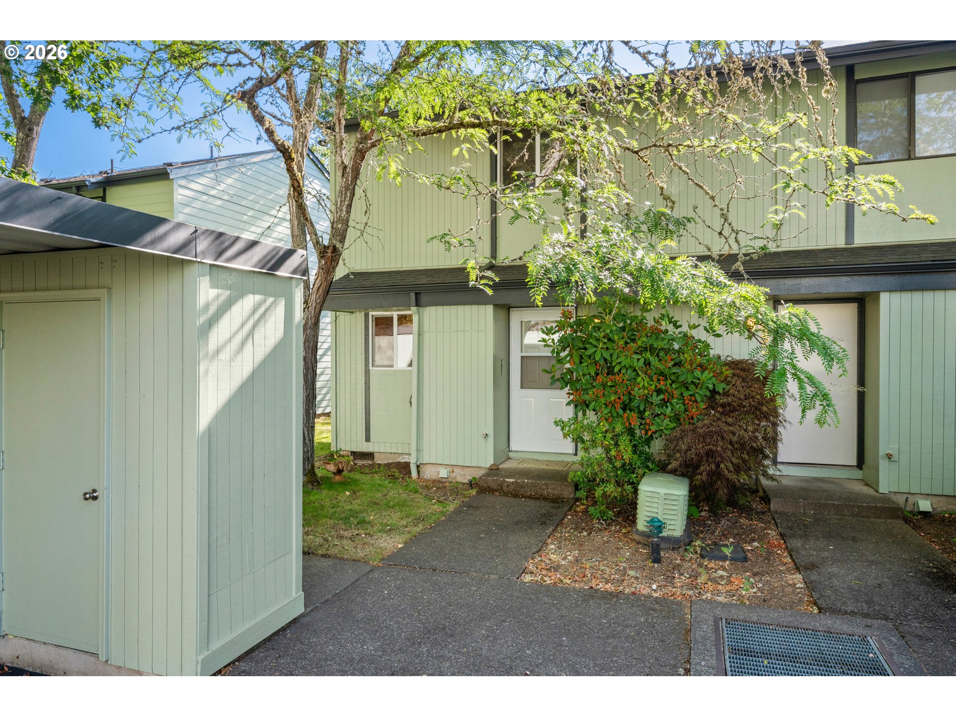 1551 Fetters Loop Property Photo 2