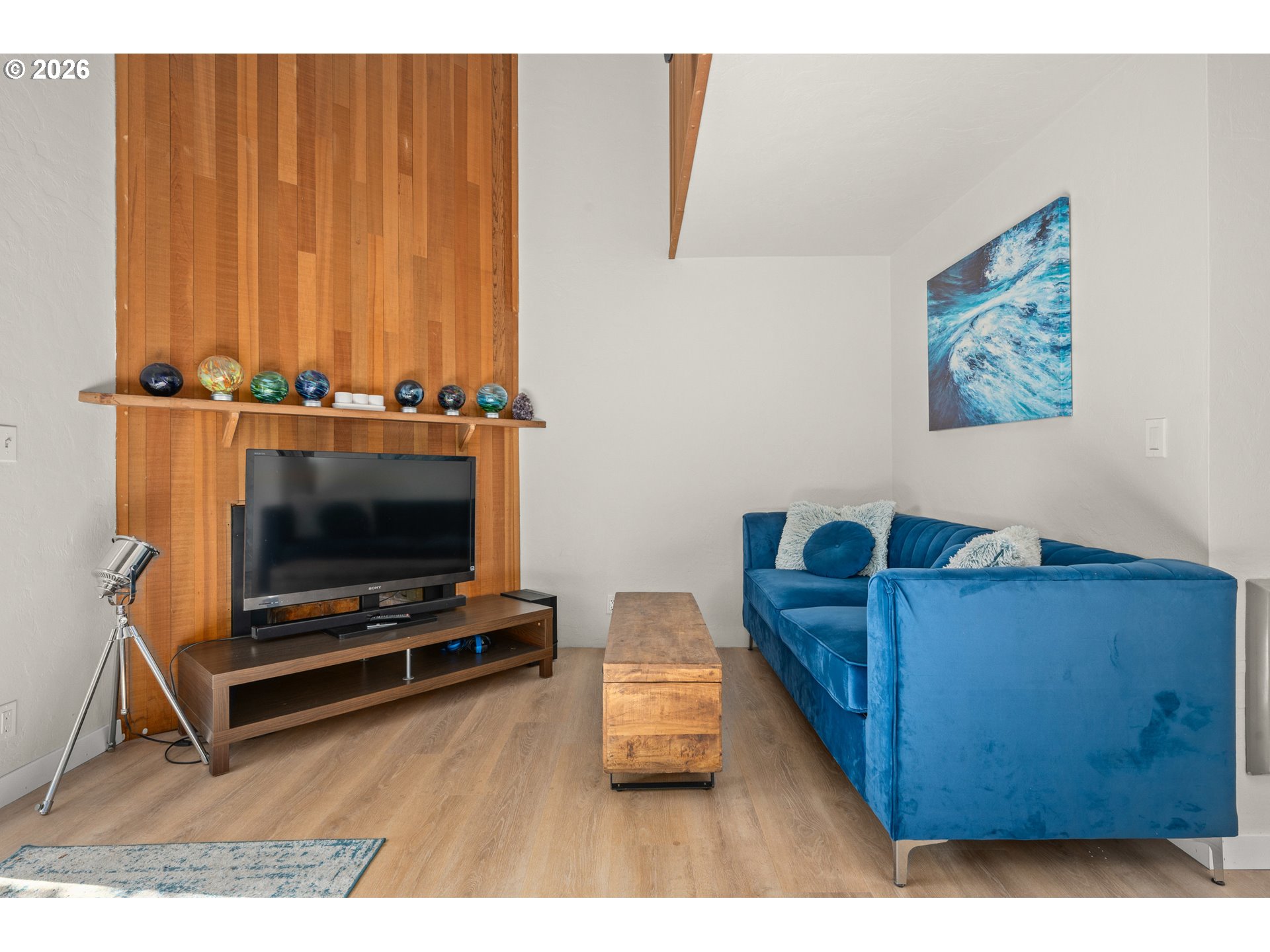 1551 Fetters Loop Property Photo 10