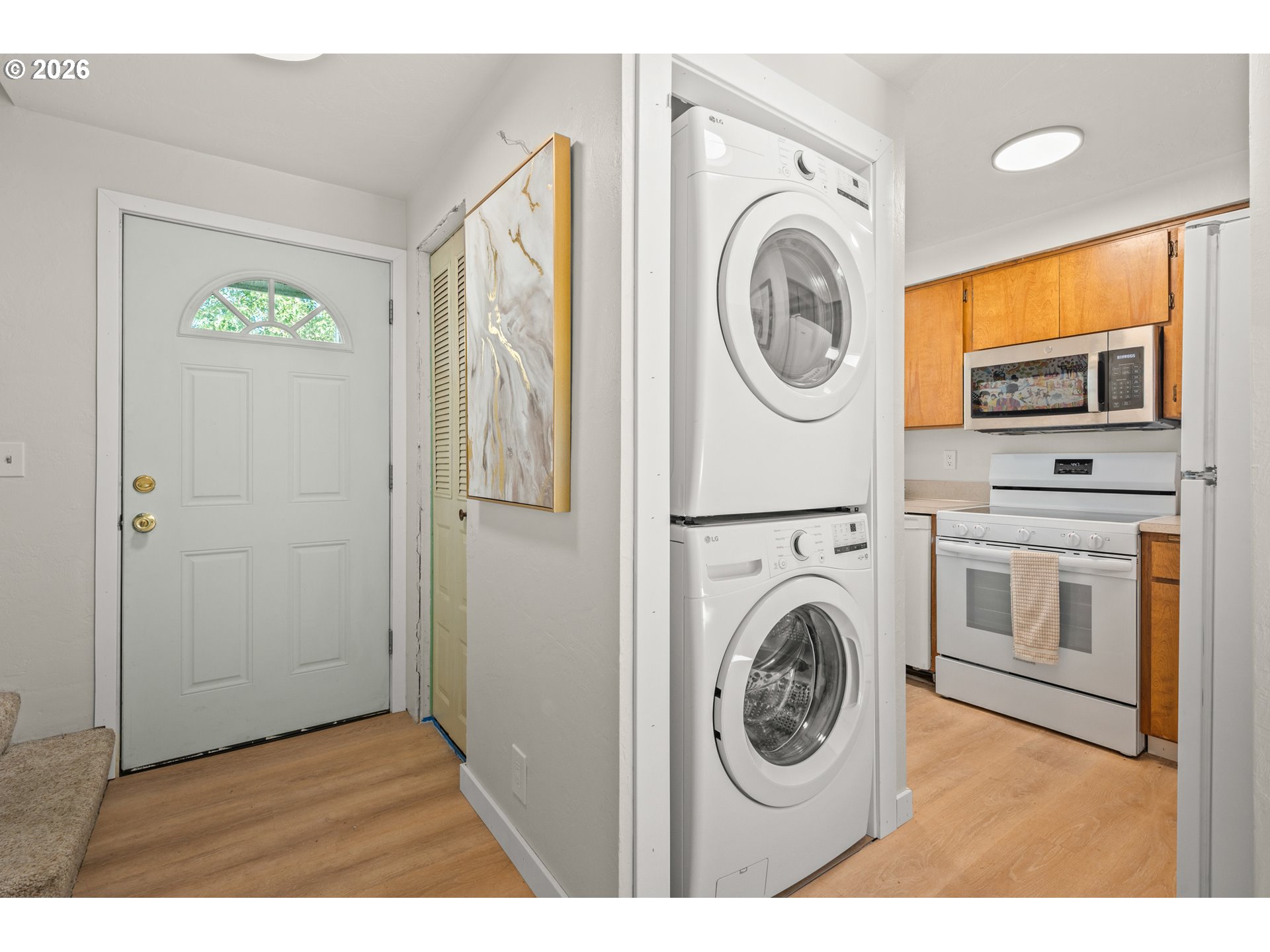 1551 Fetters Loop Property Photo 19