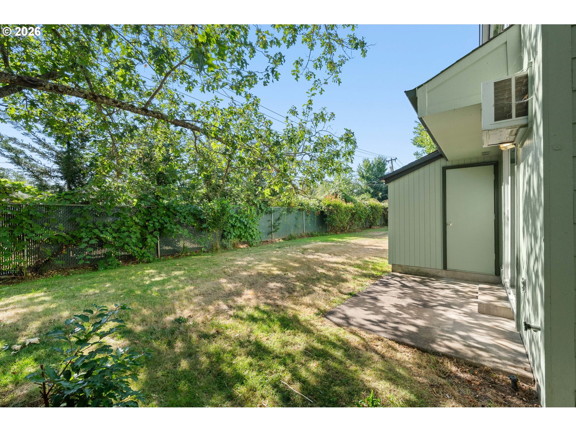 1551 Fetters Loop Property Photo 28