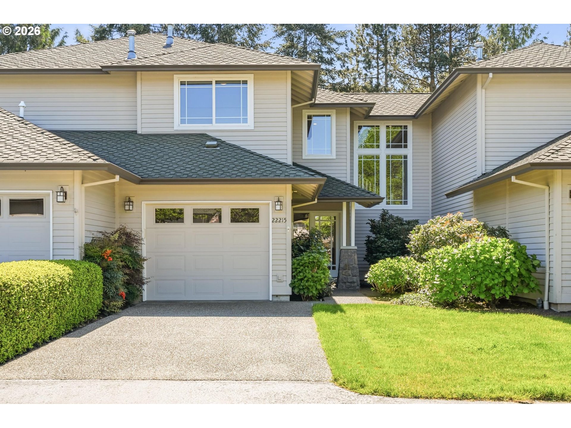 22215 Chelan Loop Property Photo 1