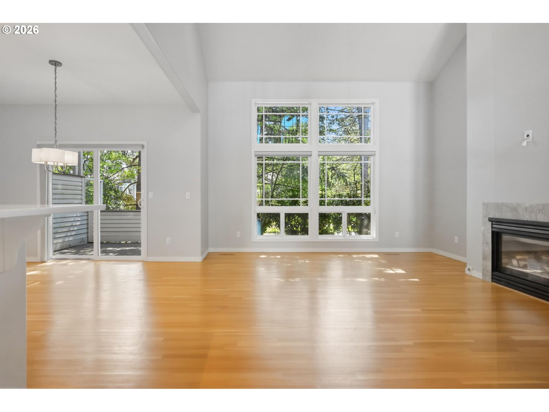 22215 Chelan Loop Property Photo 11