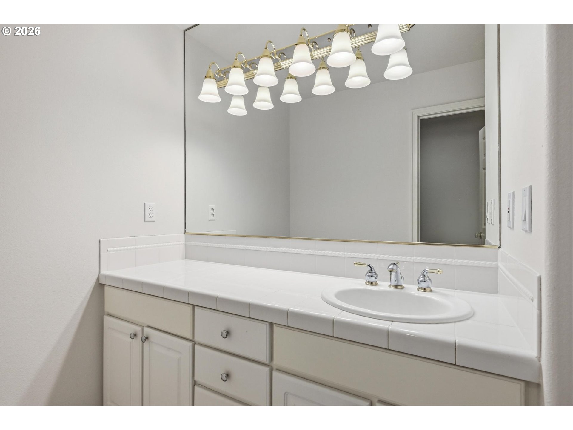 22215 Chelan Loop Property Photo 27