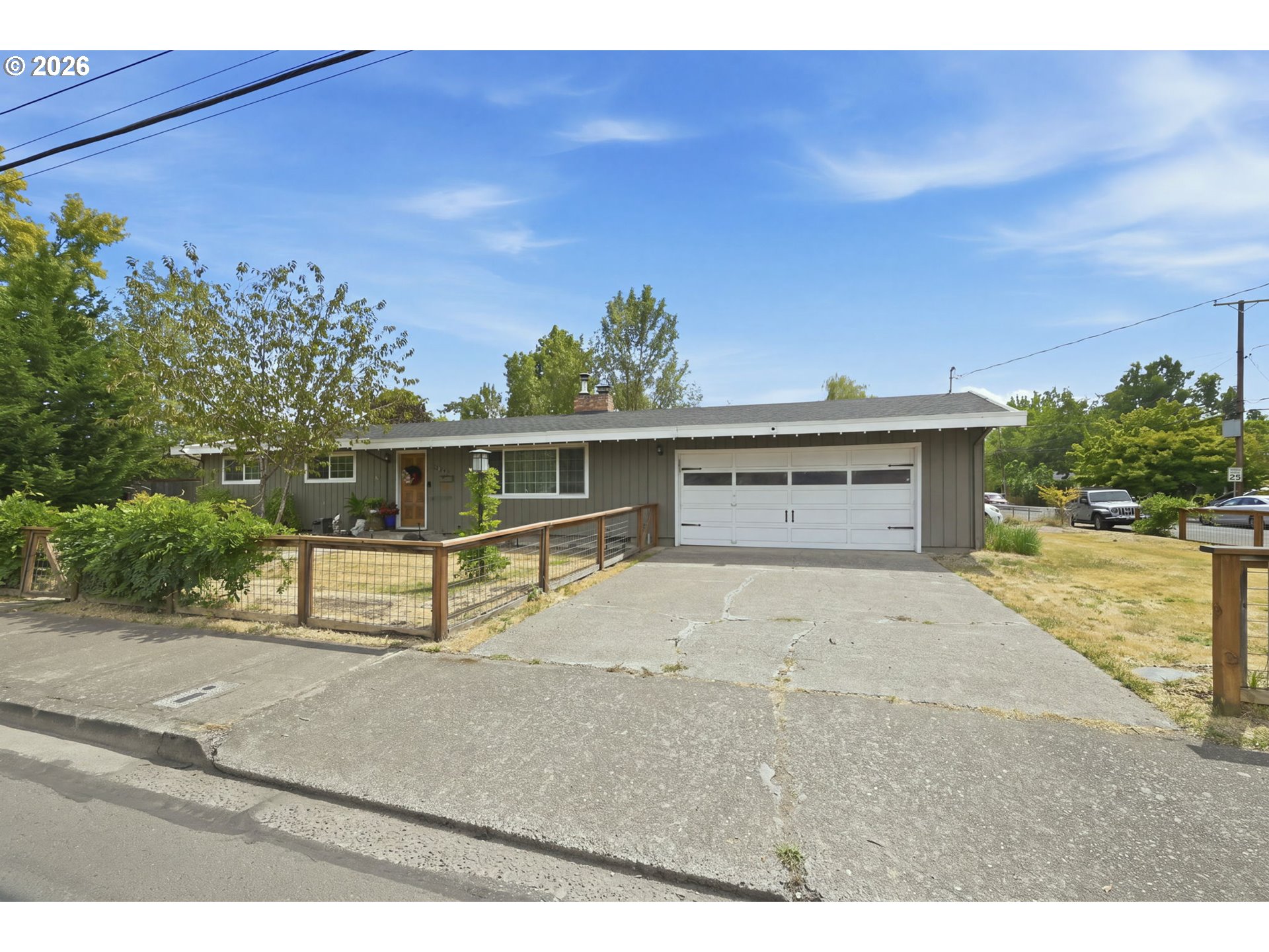 1990 W 18th Ave Property Photo 2