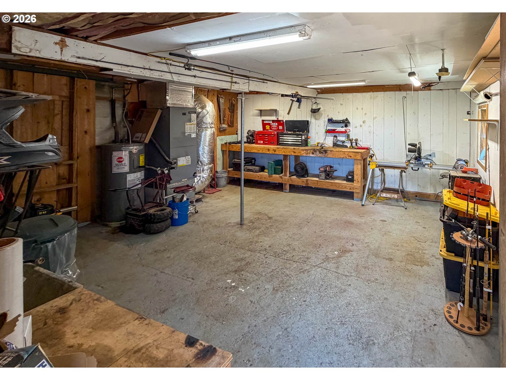 905 Ne Third St Property Photo 40