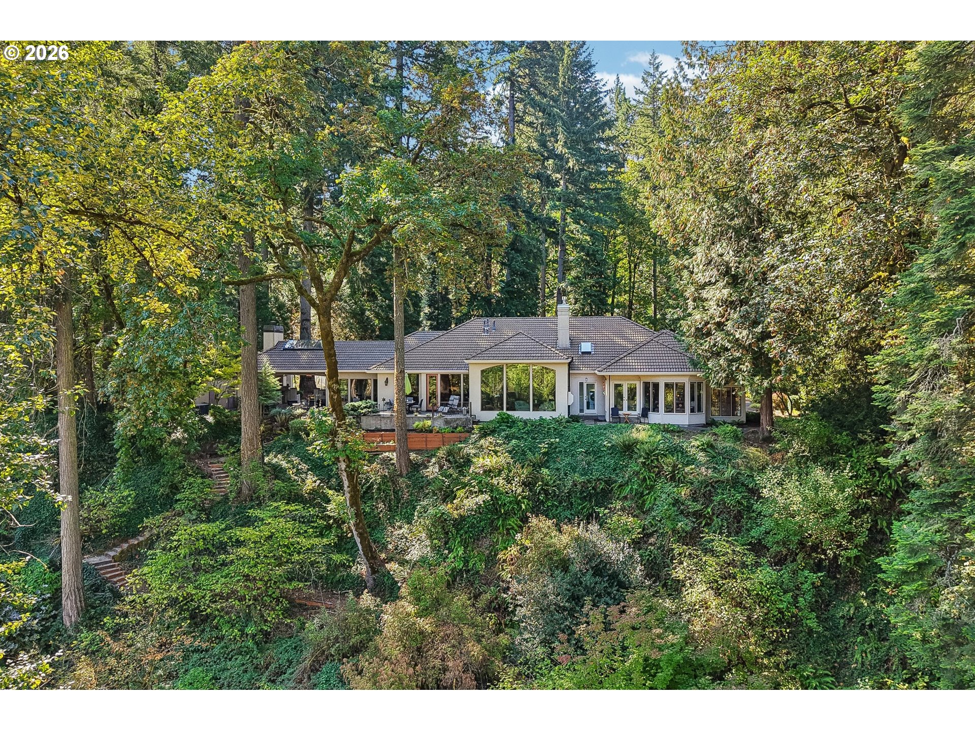 15555 S CLACKAMAS RIVER DR