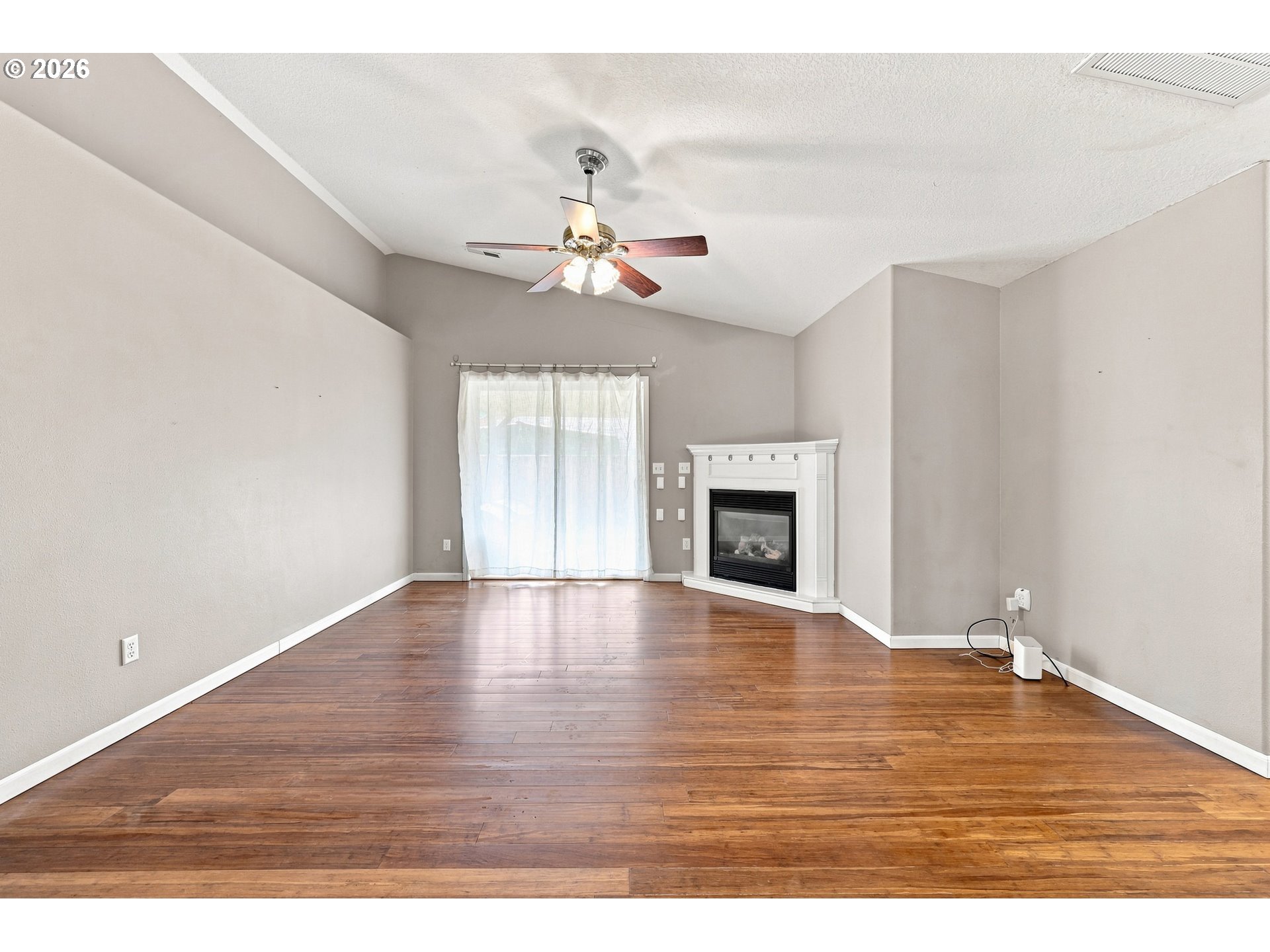 6476 Se 33rd Way Property Photo 12