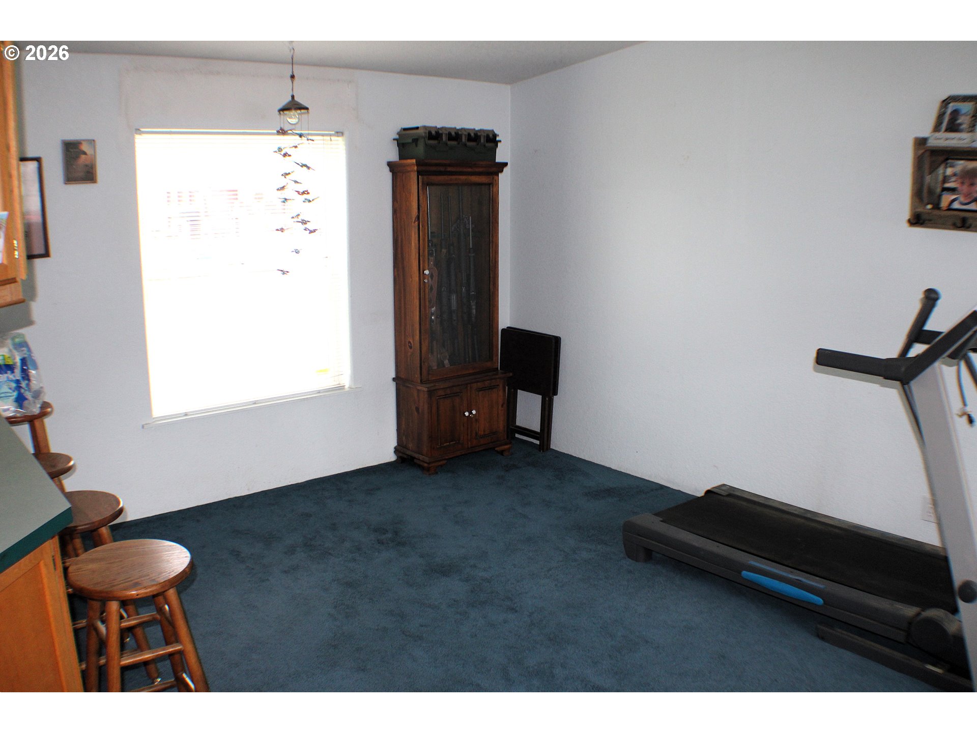 1477 Nw Eden St Property Photo 5