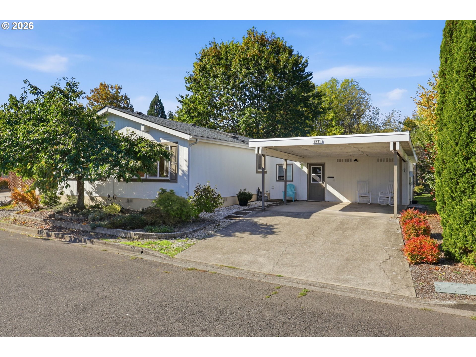 1271 Sw Phyllis Dr Property Photo 45