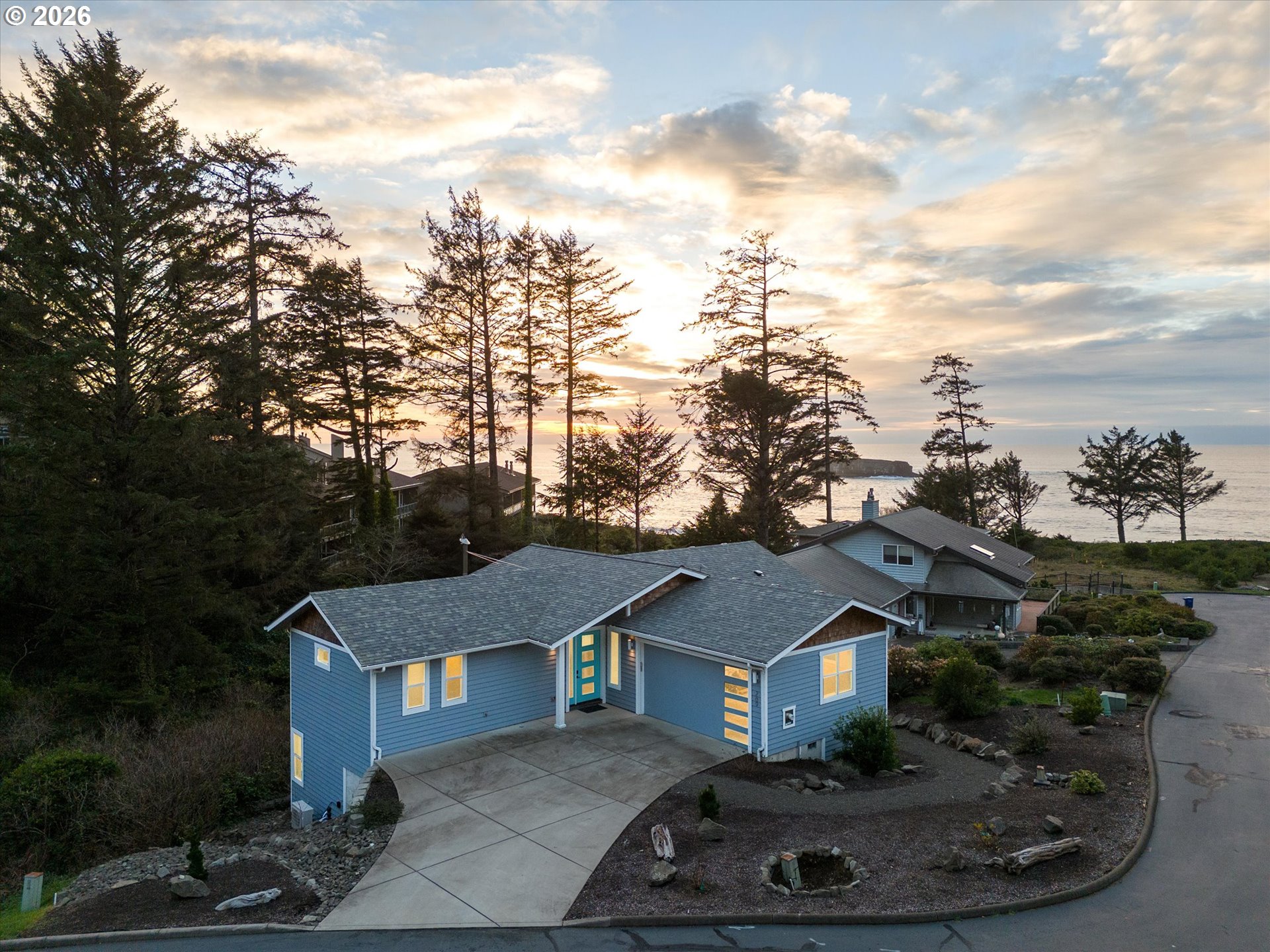 209 Sea Crest Way Property Photo 1