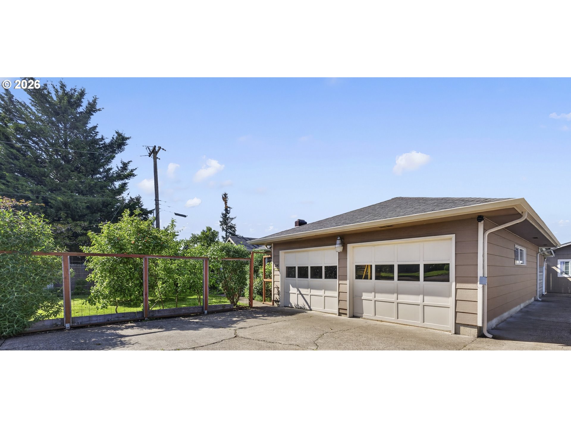 114 Hayden Bridge Way Property Photo 1