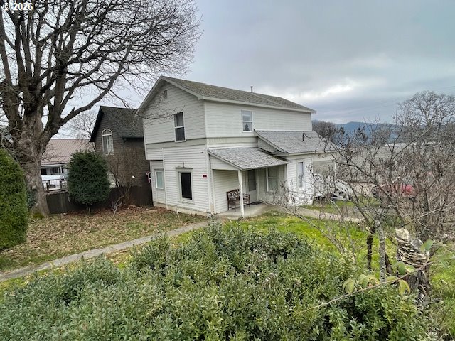 315 E Jewett Blvd Property Photo 1