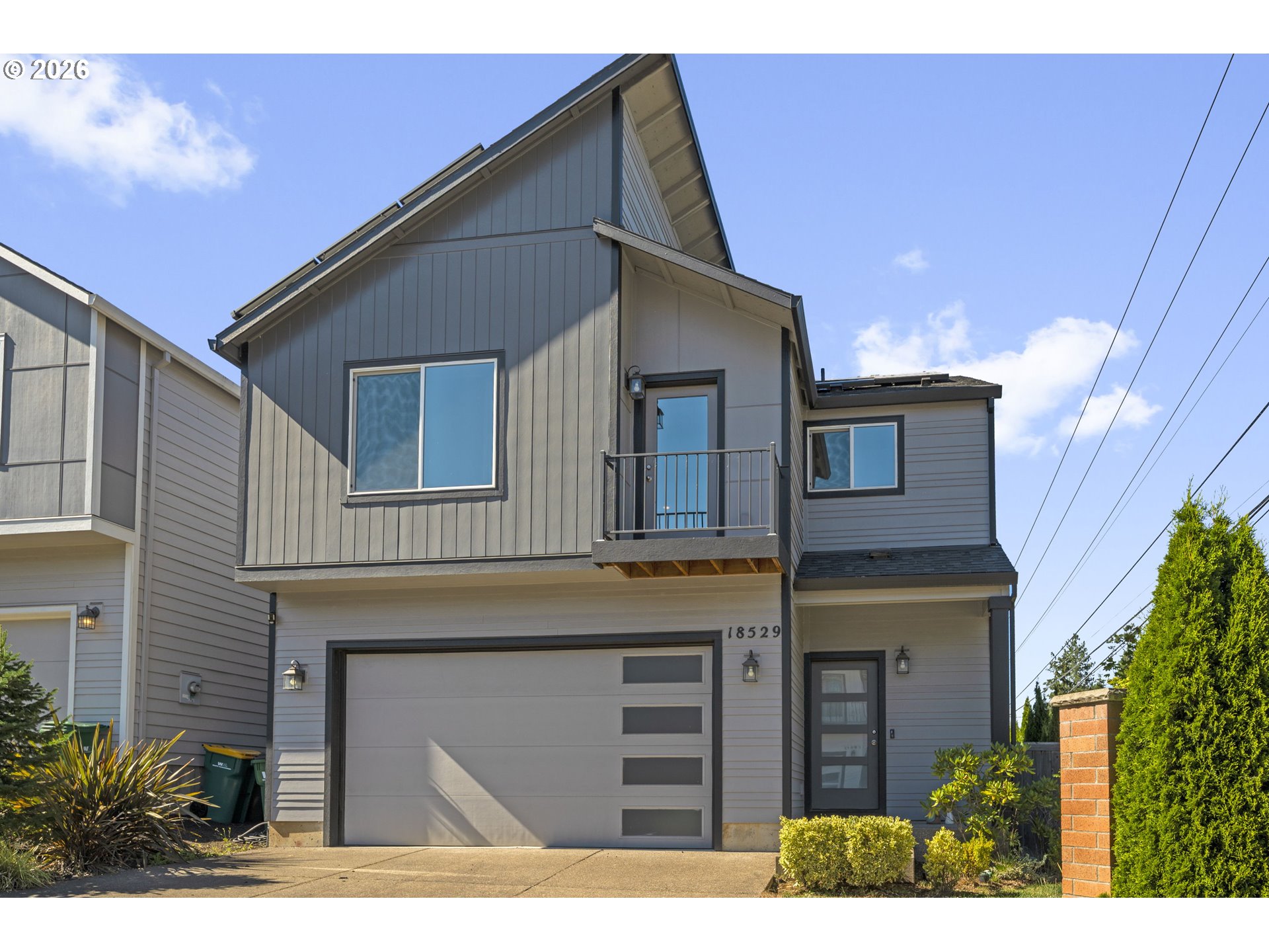 18529 Sw Bluebird Ln Property Photo 1