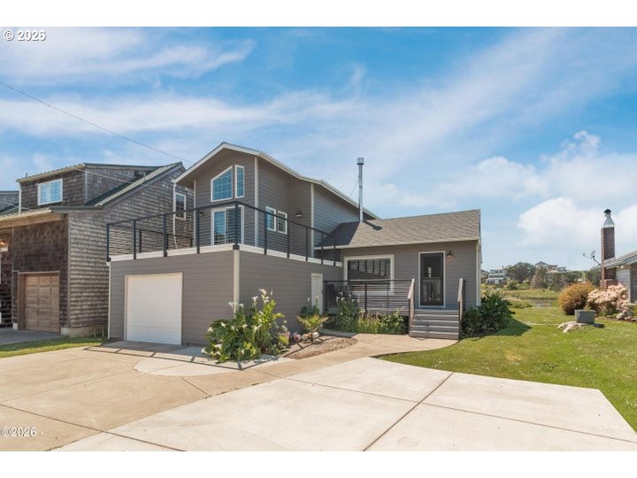 35120 Rueppel Ave Property Photo 1