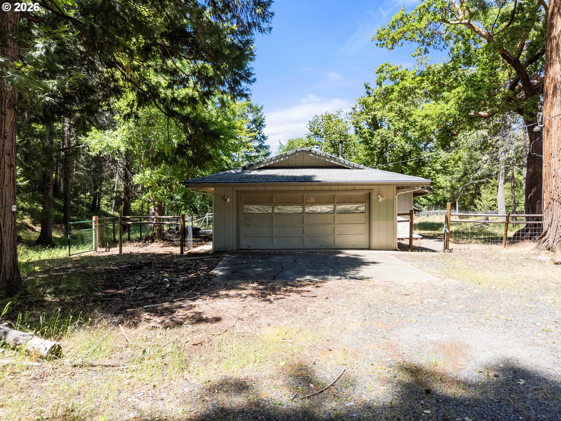 5201 Lake Shore Dr Property Photo 36
